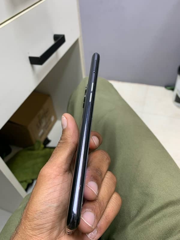 Oppo F17 Pro 3