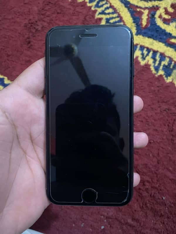 iPhone7 10/10condition 32gb scratchless orig83health with wire non pta 2