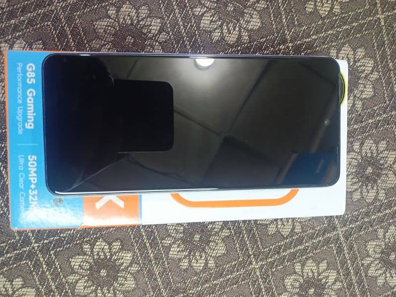 Tecno spark 20 4