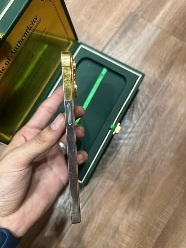 apple iphone 14pro max hk 256 non pta gold playted 4