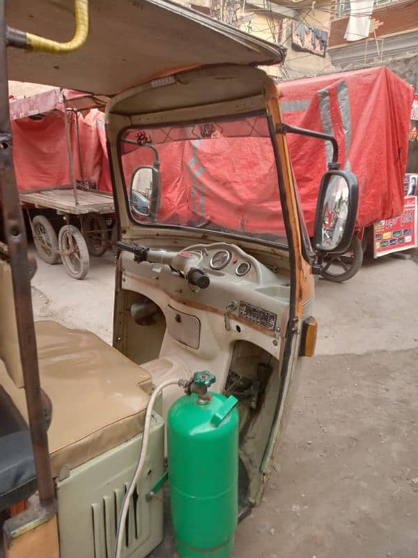 Riksha Siwa super Deluxe 1