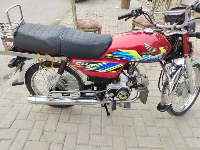 Honda 70 for sale urgent only 110000 0