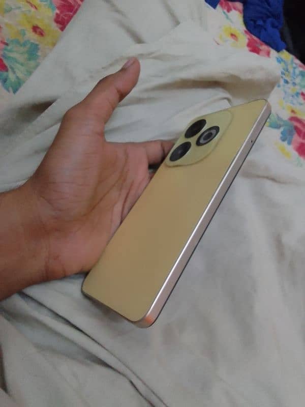 Infinix Smart 8 pro sealed 3