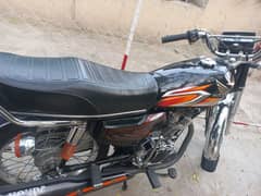 Honda 125 Black