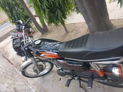 Honda 125 Black