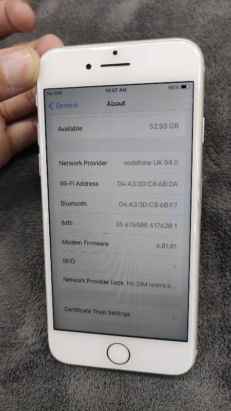 iphone 8 64 GB non PTA factory unlocked 3