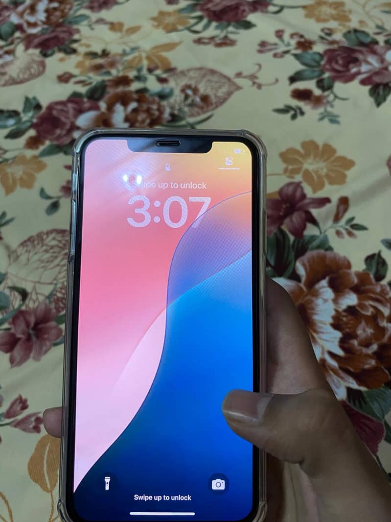 Iphone xsmax pta aprooved 10/10 4