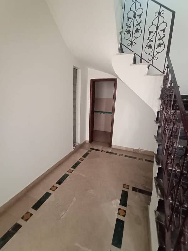 For Rent 1 Kanal Independent House For Rent 8