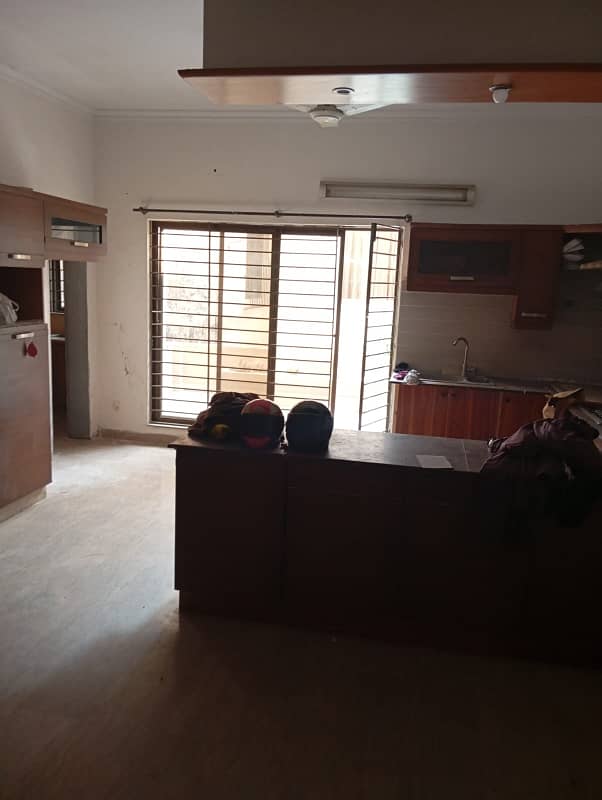 01 KANAL UPPER PORTION FOR RENT IN JOHAR TOWN LAHORE 4