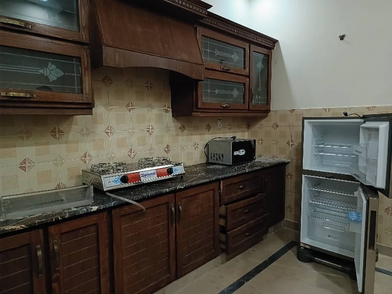 INDEPENDENT FURNISHED UPPER PORTION FAMILIES+ BACHELOR FOR RENT IN JOHAR TOWN LAHORE 2