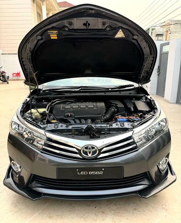 Toyota Altis Grande 2017 11