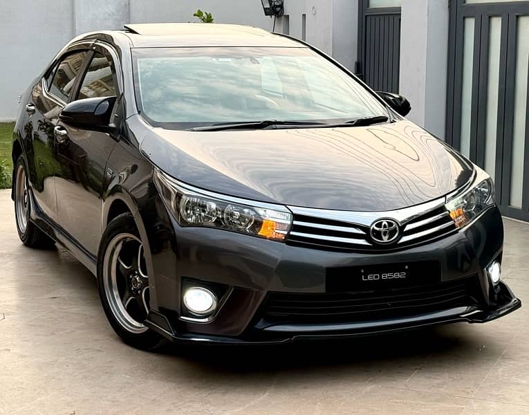 Toyota Altis Grande 2017 16