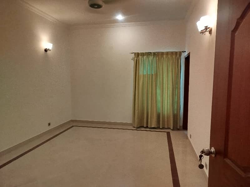 05 MARLA LOWER PORTION FOR RENT IN JOHAR TOWN LAHORE 1