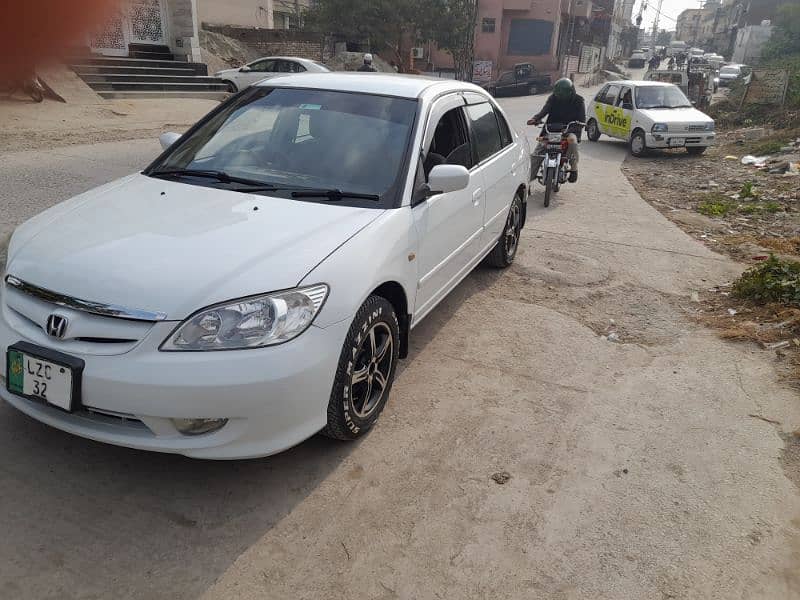 Honda Civic EXi 2004 3