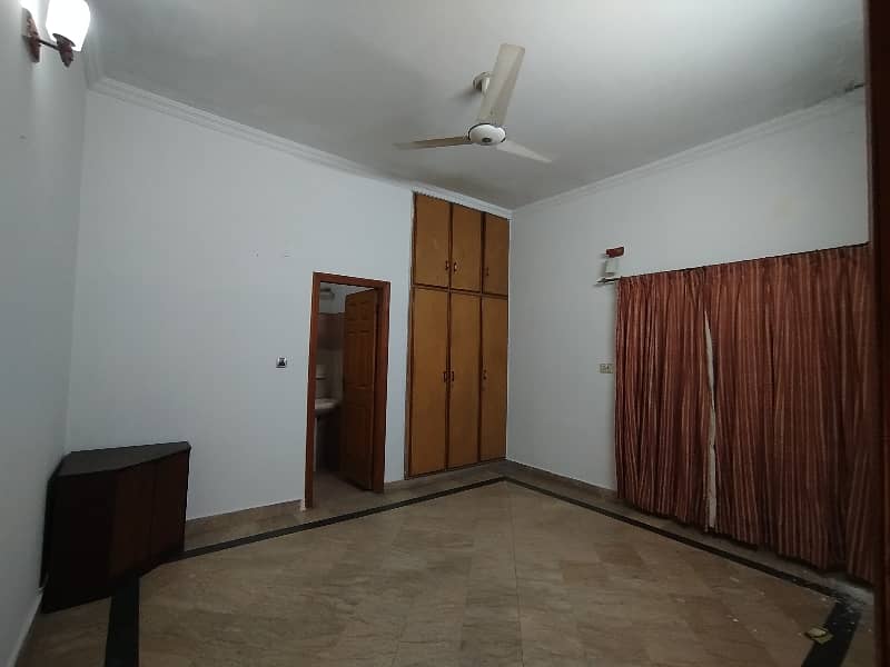 12 MARLA HOUSE FOR RENT IN JOHAR TOWN LAHORE 8