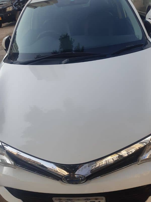 Toyota Corolla Axio 2015 1