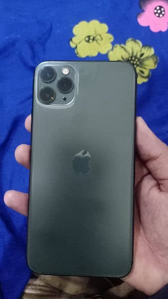 iphone 11 pro max 6