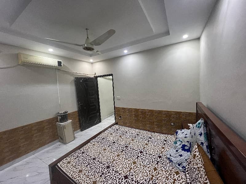 05 MARLA TILE FLOOR LOWER PORTION FOR RENT IN JOHAR TOWN LAHORE 2