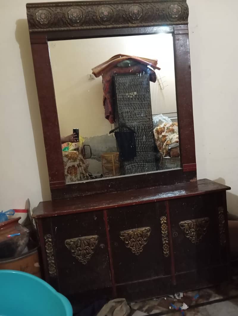 dressing table bilkul oky hai 2