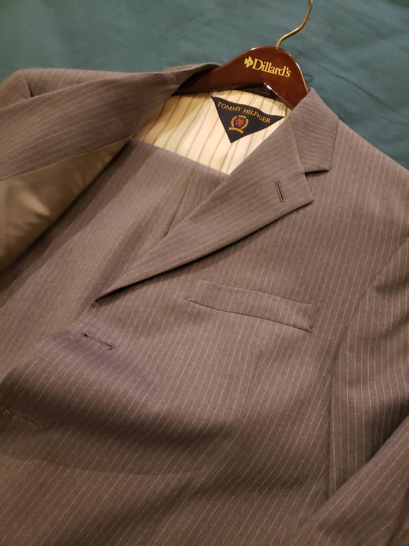 42 Regular - Tommy Hilfiger Grey with Stripe Suit 6