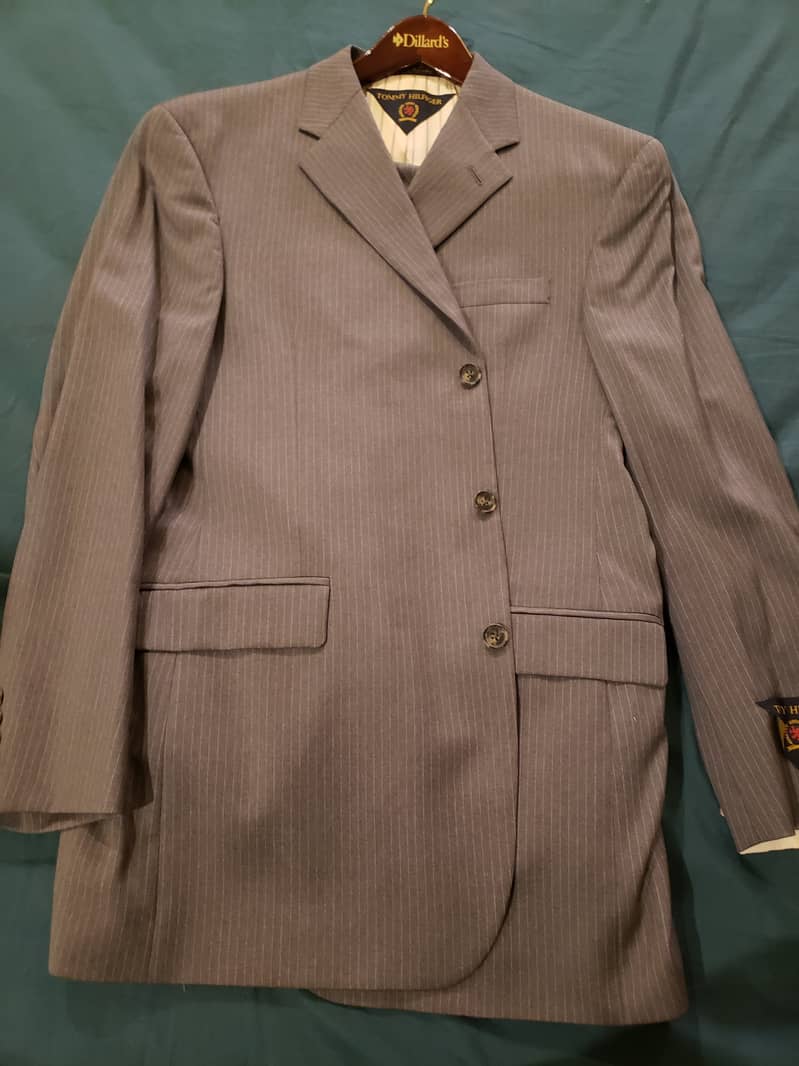 42 Regular - Tommy Hilfiger Grey with Stripe Suit 7