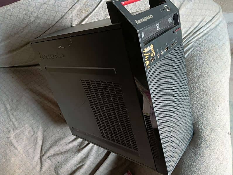 Lenovo's Gaming Pc 7