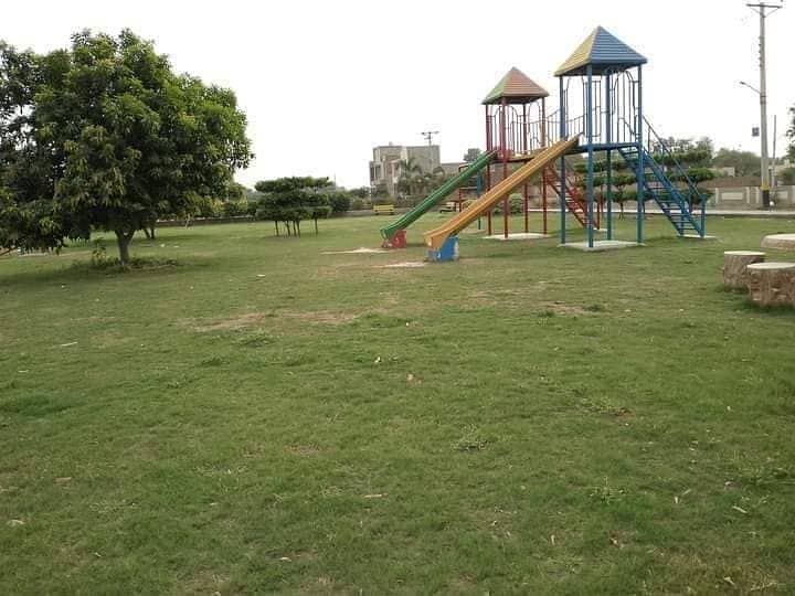 4 Marla residential plot available on Installment in Al Karim Town Muhammad pur road swl. 4