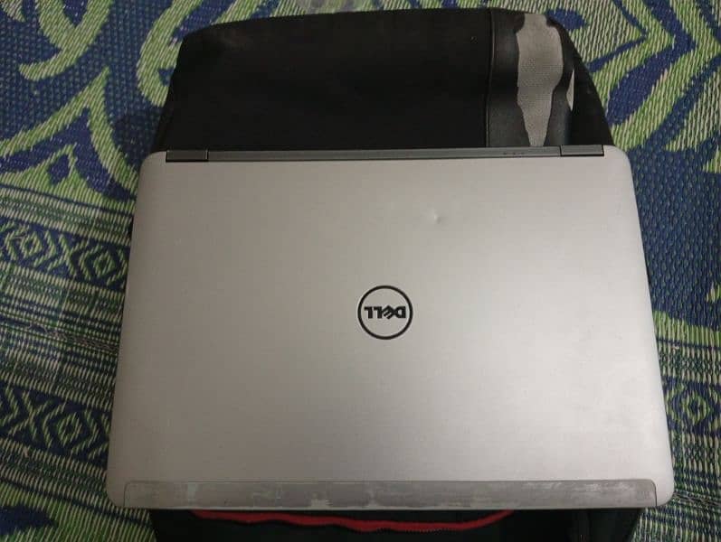 Dell latitude E6440 8/512HDD 5