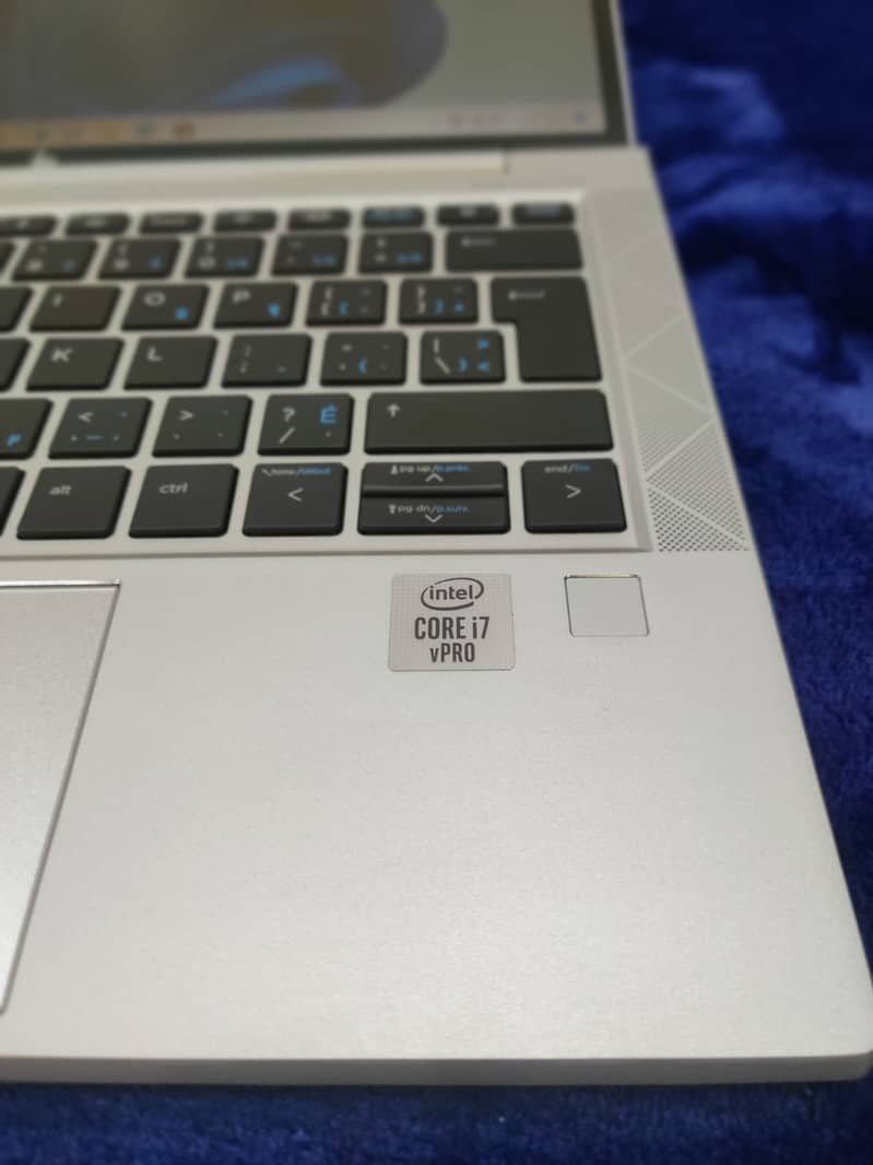 HP Elitebook 830  Core i7 10th GENERATION 3