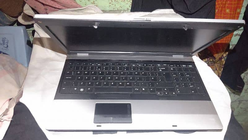 HP ProBook 4GB ram 320 GB hard disc 2