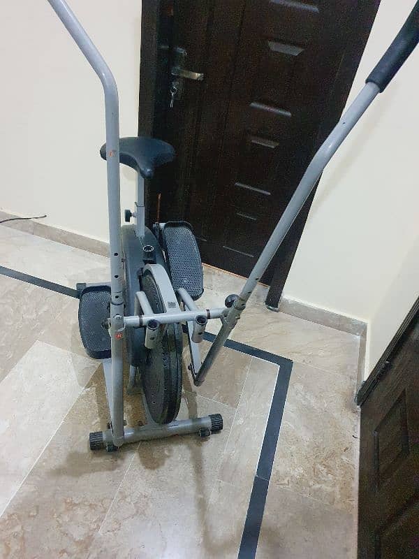 Oxygen Fitness Elliptical 4