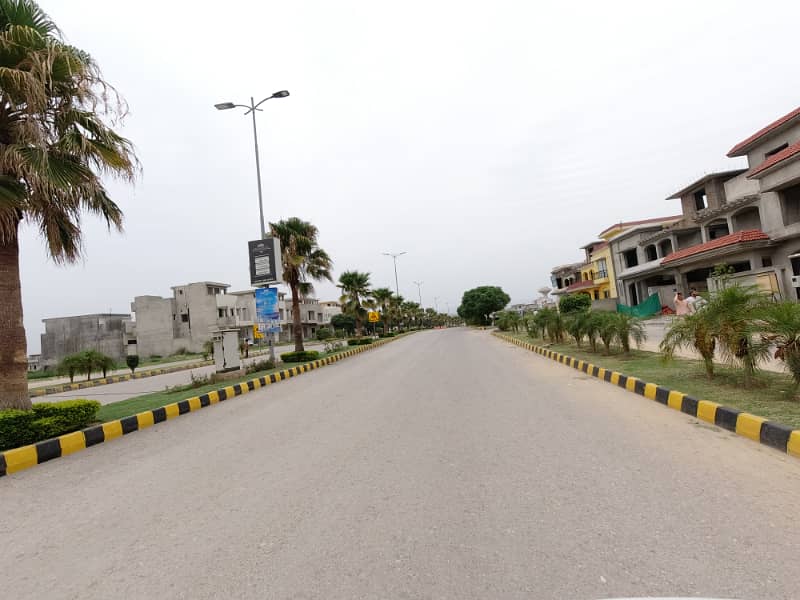 20 Marla Plot File For Sale On Installment In Zinia Block Taj Residencia One Of The Most Important Location Of The Islamabad Down Payment 30 Lakh 9