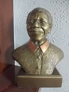 Nelson Mandela Decoration piece/Antique piece/Lion antique piece