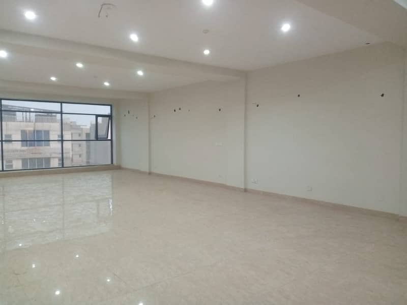 8 Marla Commercial Office for rent in DHA Phase 6 12