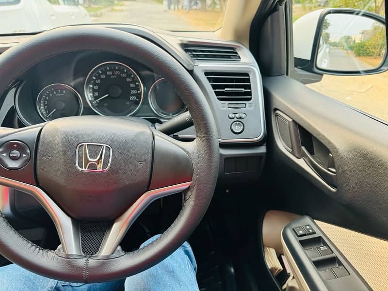 Honda City IVTEC 2024 13