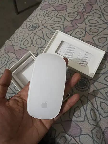 Apple Magic Mouse 2 with Box 9/10 condition 1