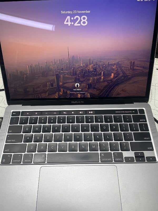 MacBook Pro M1 2020 (86 cycle count) 3