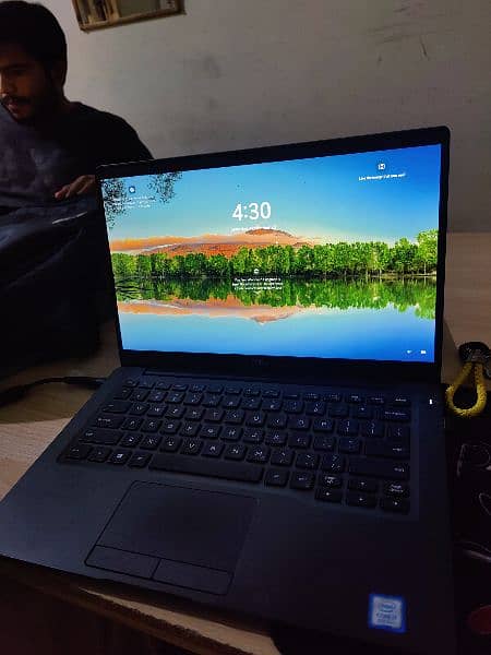 Dell Latitude 7400 i7 8th Generation 24gb Ram ddr4 2