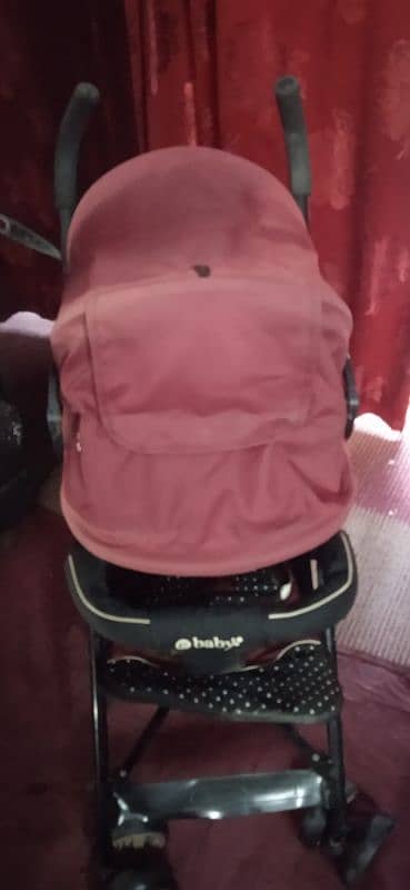 kids stroller in good condition 8