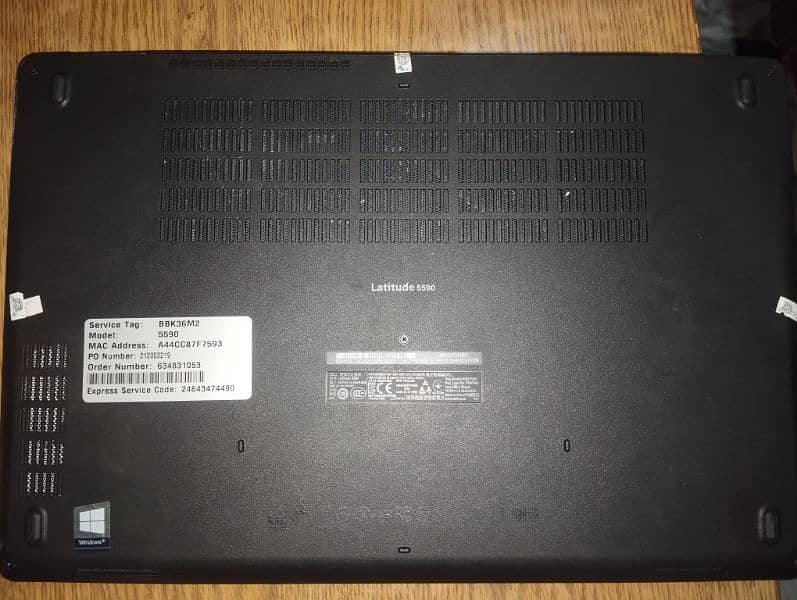 dell Latitude 5590 16 gb Ram 250 gb SSD 2