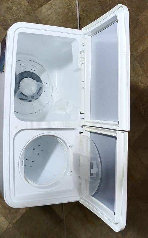 Kenwood semi Automatic Washing Machine 3