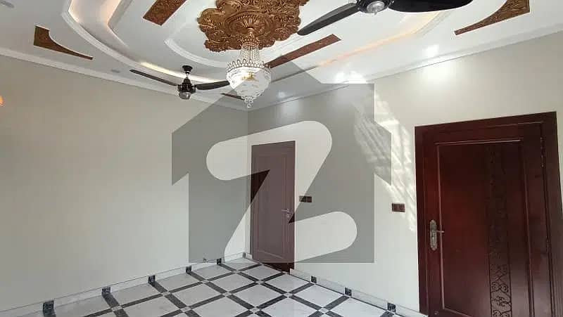 Brand New Classic House 10 Marla In EE Block Available For Sale in City Housing Gujranwala 7