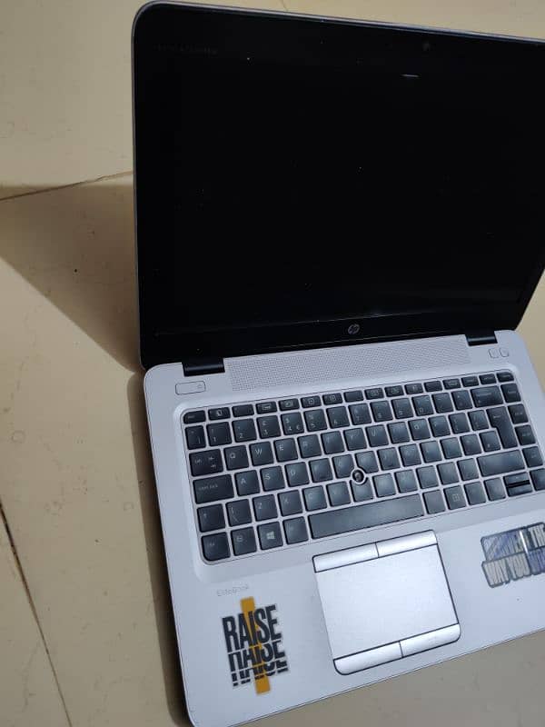 HP EliteBook 840 G3 | Core i5 | 8GB RAM | 256GB SSD 3