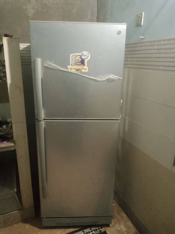 pel fridge 0