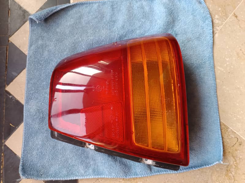 Suzuki Margalla tail light 5