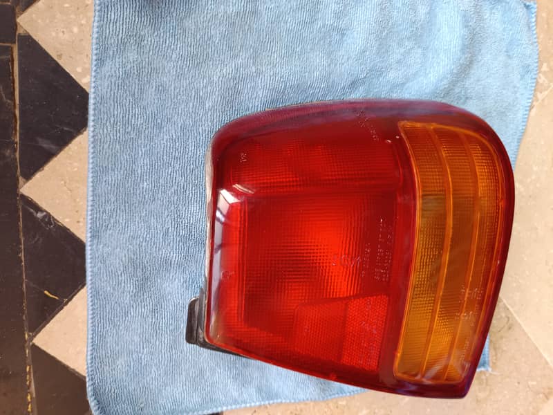 Suzuki Margalla tail light 9