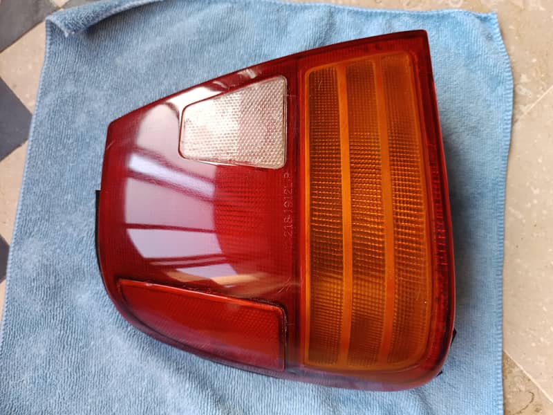 Suzuki Margalla tail light 11