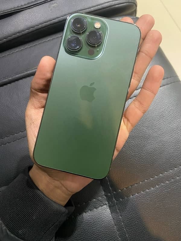 iphone 13pro olive green 2