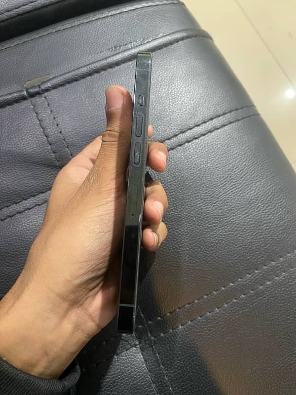 iphone 13pro olive green 6