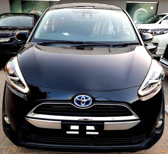 Toyota Sienta 2018 0